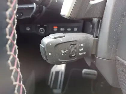 Photo 28 DS DS 7 DS7 Crossback Hybride E-Tense 225 EAT8