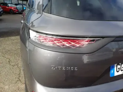 Photo 12 DS DS 7 DS7 Crossback Hybride E-Tense 225 EAT8