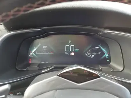 Photo 18 DS DS 7 DS7 Crossback Hybride E-Tense 225 EAT8