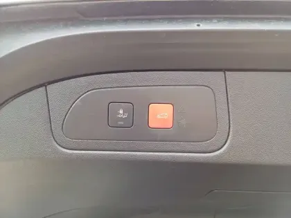 Photo 16 DS DS 7 DS7 Crossback Hybride E-Tense 225 EAT8