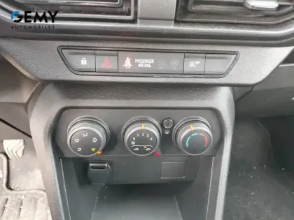 Photo 17 Dacia Sandero  SCe 65 - 22