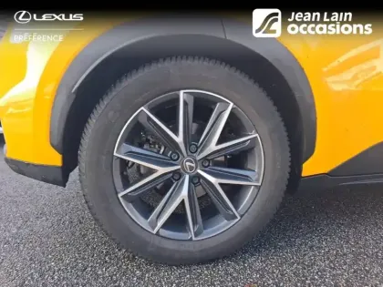 Photo 8 Lexus Lbx  4WD