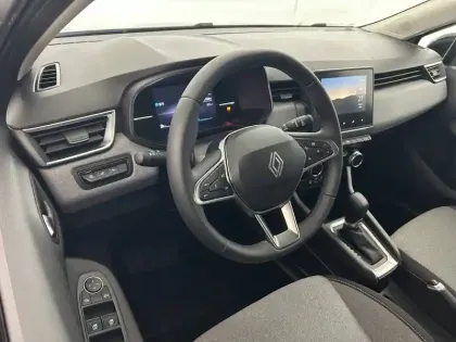 Photo 9 Renault Clio  E-Tech full hybrid 145 ch GSR2