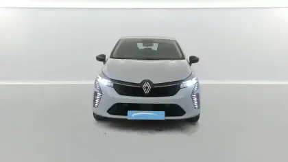 Photo 6 Renault Clio  E-Tech full hybrid 145 ch GSR2
