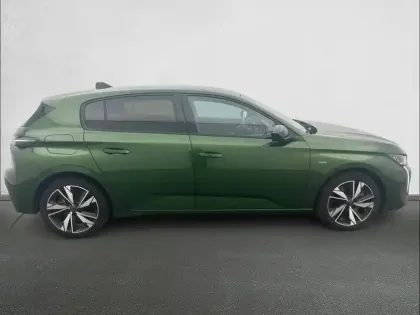 Photo 27 Peugeot 308  PHEV 180 e-EAT8