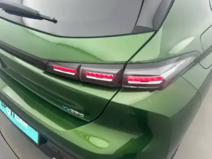 Photo 40 Peugeot 308  PHEV 180 e-EAT8