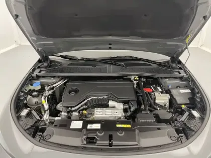 Photo 52 Peugeot 308  Hybrid 136 e-DCS6