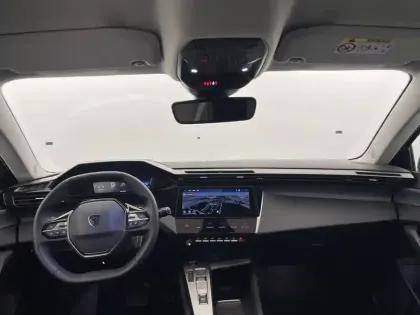 Photo 29 Peugeot 308  Hybrid 136 e-DCS6