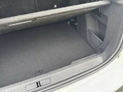 Photo 25 Citroën C4 Gén. III Ph1 NG PLUS 5