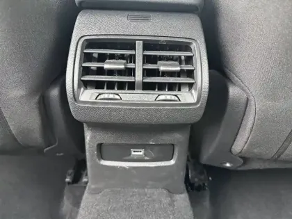 Photo 24 Citroën C4 Gén. III Ph1 NG PLUS 5