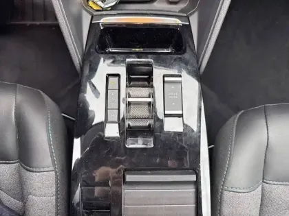 Photo 13 Citroën C4 Gén. III Ph1 NG PLUS 5