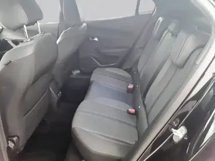 Photo 11 Peugeot 2008  BlueHDi 130 S&S EAT8