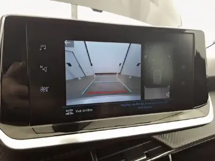 Photo 18 Peugeot 2008  BlueHDi 130 S&S EAT8