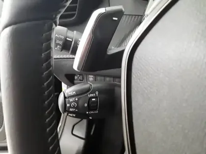 Photo 20 Peugeot 2008  BlueHDi 130 S&S EAT8