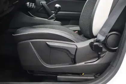 Photo 25 Renault Captur  TCe 130 FAP