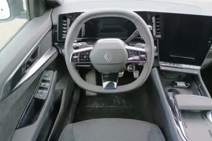 Photo 8 Renault Austral  E-Tech full hybrid 200 GSR2