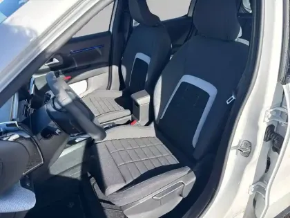 Photo 10 Citroën C3  Hybride 110 ch e-DCS6