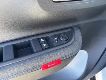 Photo 19 Citroën C3  Hybride 110 ch e-DCS6