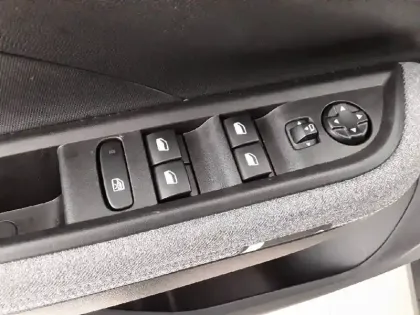 Photo 18 Opel Frontera  Electric 113 ch Batterie 44 kWh