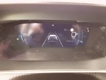 Photo 9 Peugeot 2008 Gén. II Ph1 NG Allure Pack 5