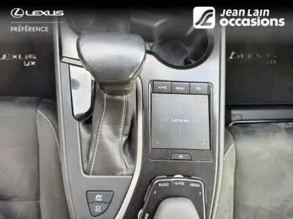 Photo 52 Lexus UX  250h 2WD
