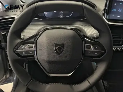 Photo 13 Peugeot 208  Hybrid 110 ch e-DCS6