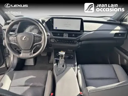 Photo 17 Lexus UX  250h 4WD