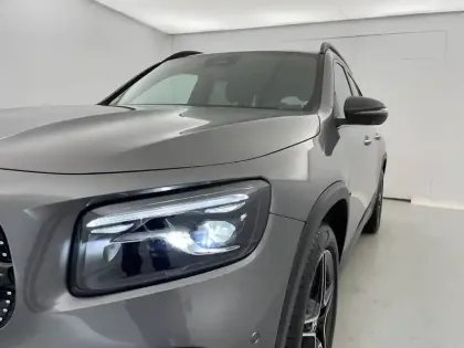 Photo 32 Mercedes GLB  200 d 8G-DCT