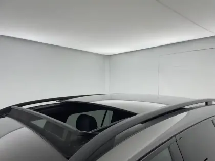 Photo 31 Mercedes GLB  200 d 8G-DCT