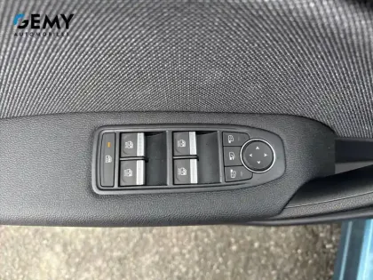 Photo 15 Renault Symbioz  E-Tech full hybrid 145