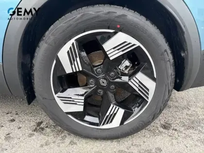 Photo 10 Renault Symbioz  E-Tech full hybrid 145