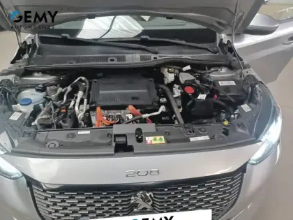 Photo 11 Peugeot 208  Electrique 50 kWh 136ch