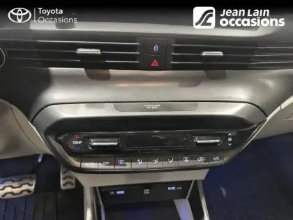 Photo 13 Hyundai Bayon  1.0 T-GDi 100 DCT-7 Hybrid 48V
