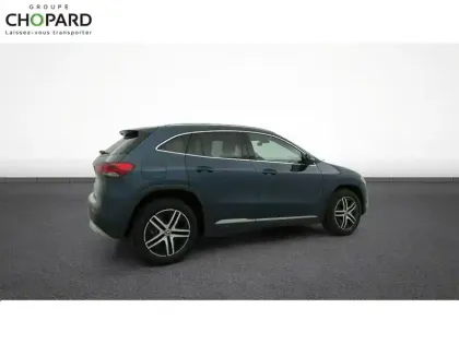 Photo 8 Mercedes GLA  250 e 8G-DCT