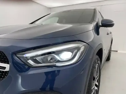 Photo 30 Mercedes GLA  250 e 8G-DCT