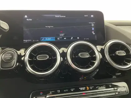 Photo 20 Mercedes GLA  250 e 8G-DCT