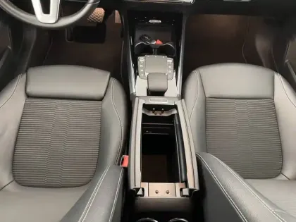 Photo 28 Mercedes GLA  250 e 8G-DCT