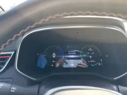 Photo 28 Renault Clio  E-Tech 140 - 21N