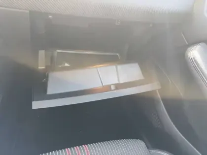 Photo 39 Renault Clio  E-Tech 140 - 21N