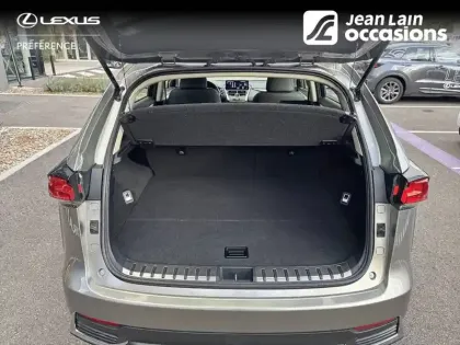 Photo 9 Lexus Nx  300h 2WD E-CVT