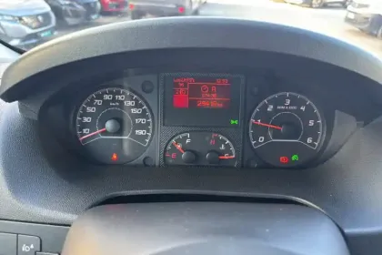 Photo 19 Peugeot Boxer  CABINE APPROFONDIE 7 PLACES 3.3 T L2H1 140 S&S