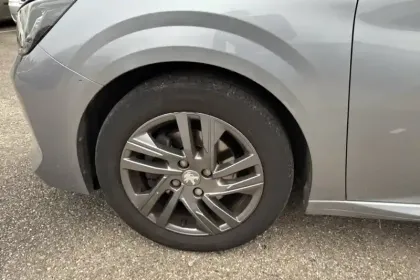 Photo 11 Peugeot 208  BLUEHDI 100 S&S BVM6