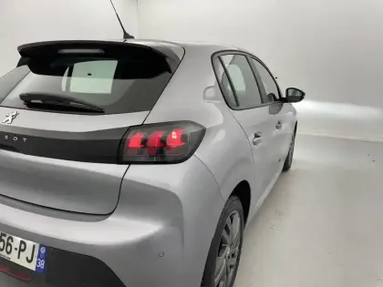 Photo 55 Peugeot 208  BLUEHDI 100 S&S BVM6