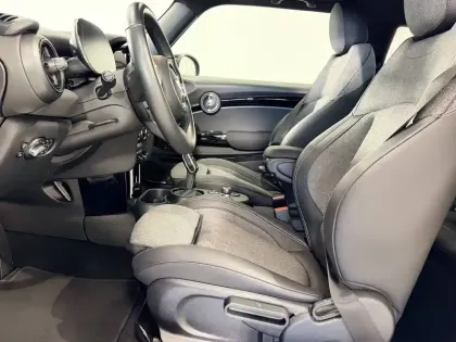 Photo 17 Mini Mini Hatch 3 Portes Cooper SE 184 ch