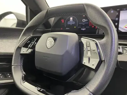 Photo 60 Peugeot 3008  Hybrid 136 e-DCS6