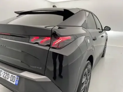 Photo 62 Peugeot 3008  Hybrid 136 e-DCS6