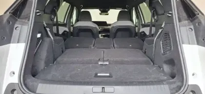 Photo 16 Peugeot 5008  Hybrid 145 e-DCS6