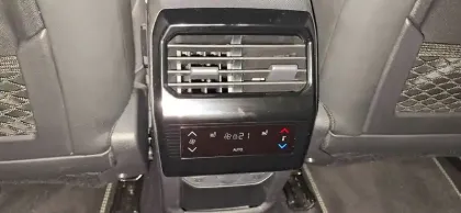 Photo 23 Peugeot 5008  Hybrid 145 e-DCS6