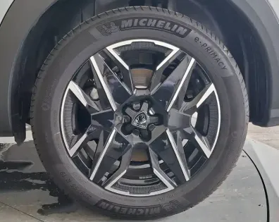 Photo 11 Peugeot 5008  Hybrid 145 e-DCS6