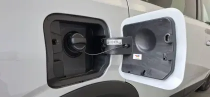 Photo 20 Peugeot 5008  Hybrid 145 e-DCS6